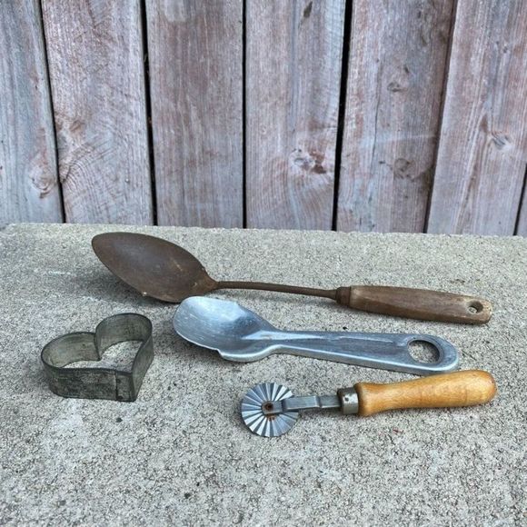 Vintage Kitchen Vintage Kitchen Cutlery Bundle Ice Cream Spoon